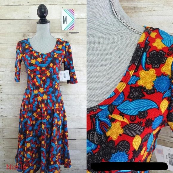 NWT LuLaRoe Nicole Dress M - Blue Feathers, Gold & Black/Gray Designs on Red - Picture 1 of 1